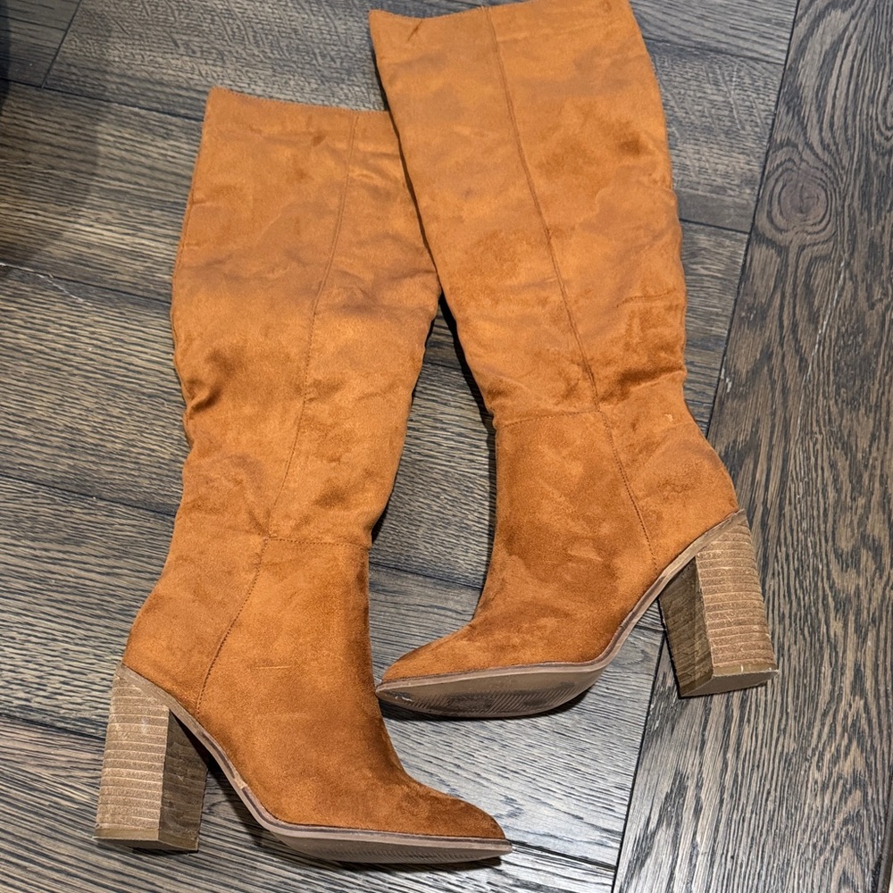 Boutique Suede Knee High Boots Size 7 - Picture 1 of 8
